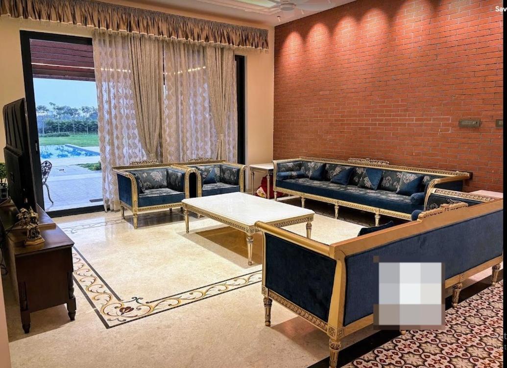 Redhomex Cove Castle Villa Hyderabad Exterior photo