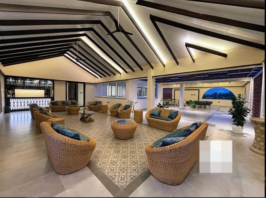 Redhomex Cove Castle Villa Hyderabad Exterior photo